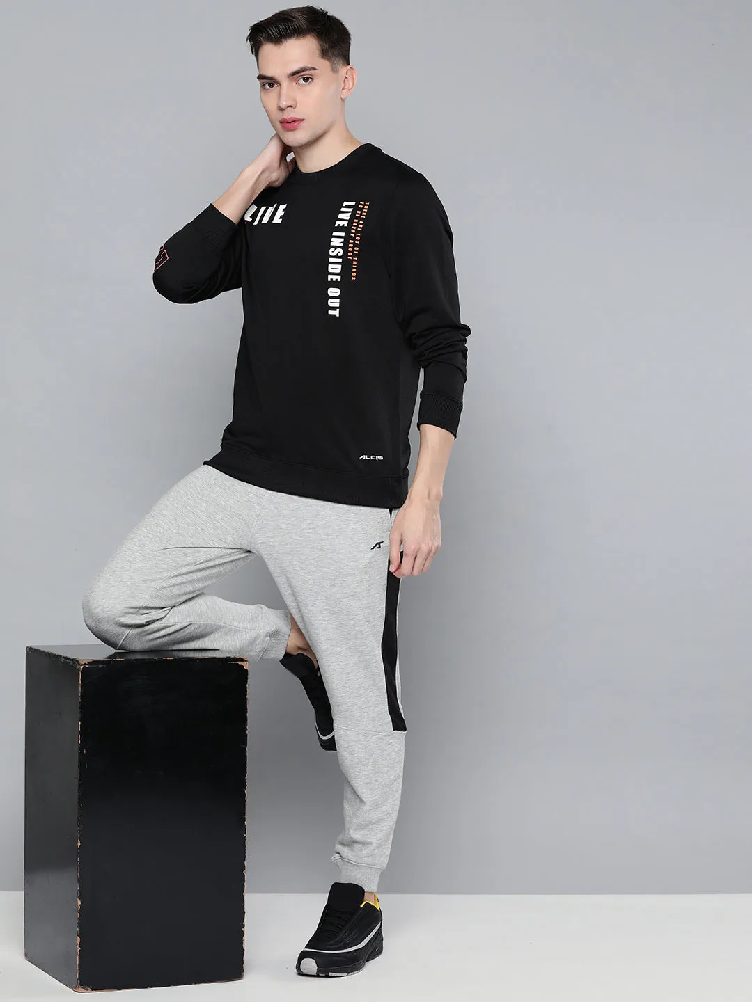 Alcis Men Black Printed Sweatshirt