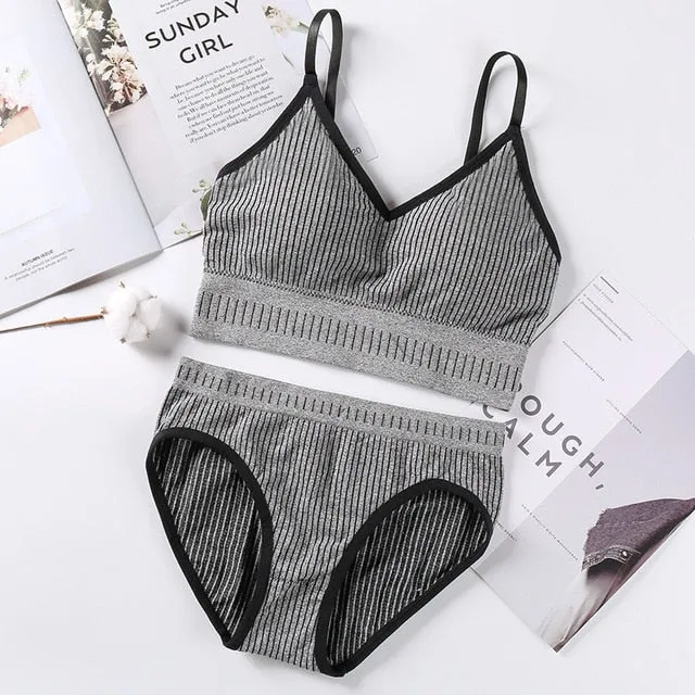 BlackTree Sexy Women Bra Panties Crop Top Set.