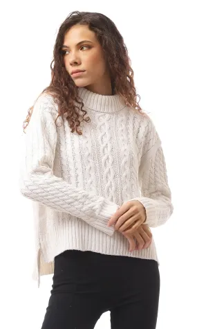 Womens Off-White Turtle Neck Slip-On Pullover Sweater