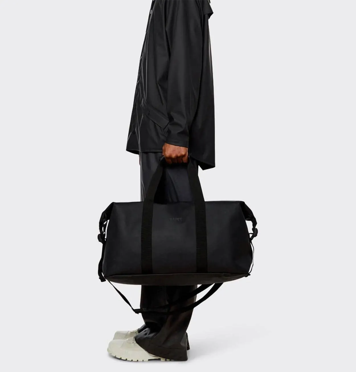 RAINS Weekend Bag in Black