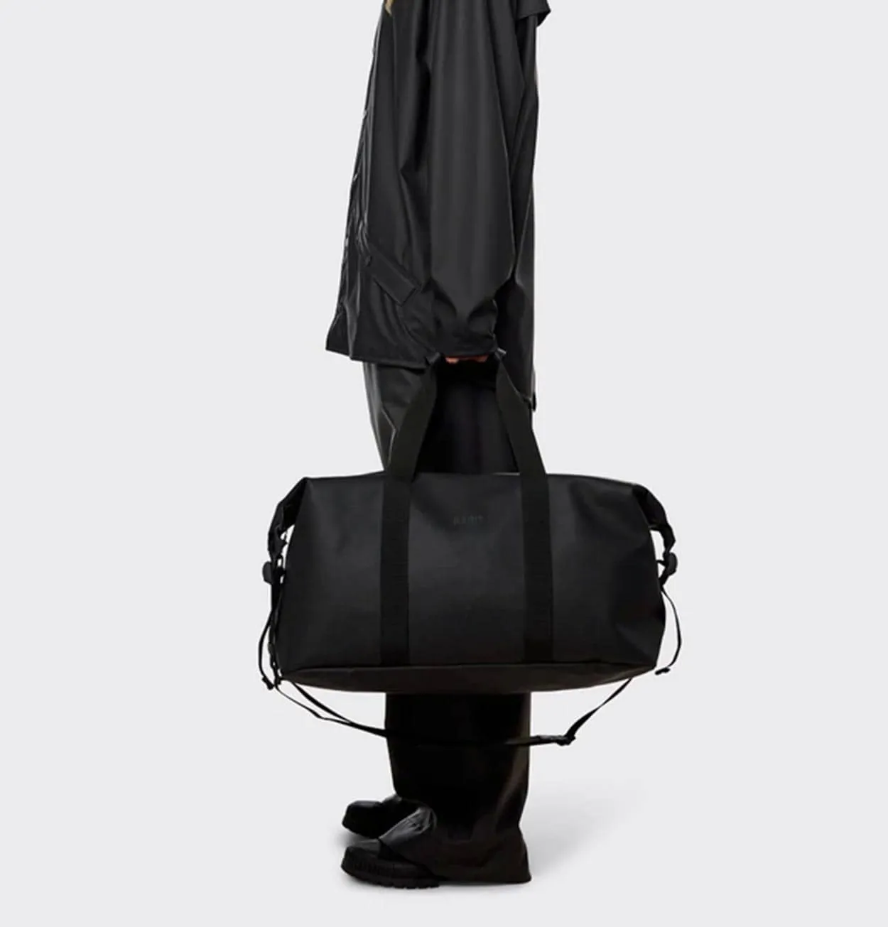 RAINS Weekend Bag in Black