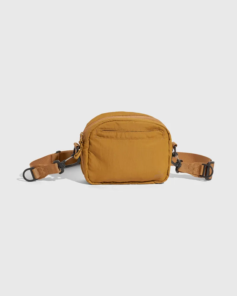 (Re)active 2L Convertible Crossbody