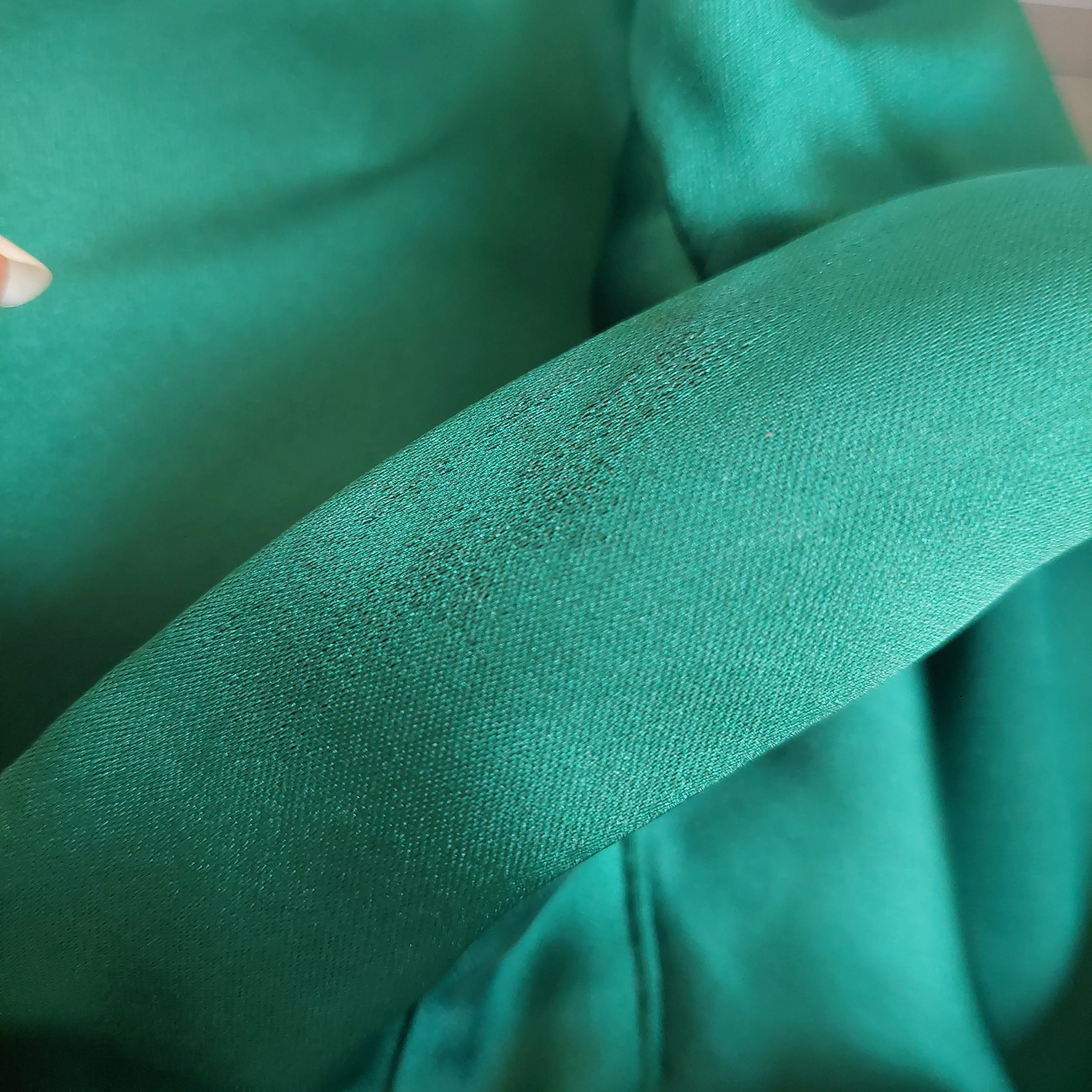 ZARA Emerald Green Satin Knee-length Dress | Pre Loved |